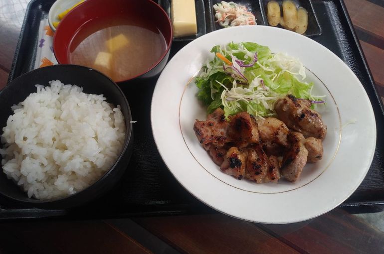 トンテキ定食